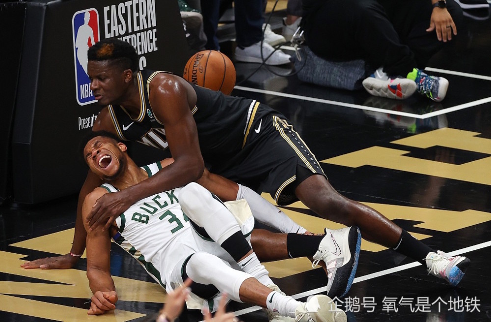  字母哥膝盖韧带撕裂赛季报销  