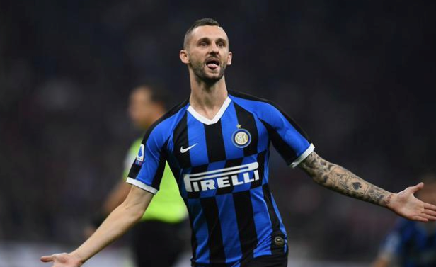  AC米兰德比战完胜国际米兰稳固榜首位置